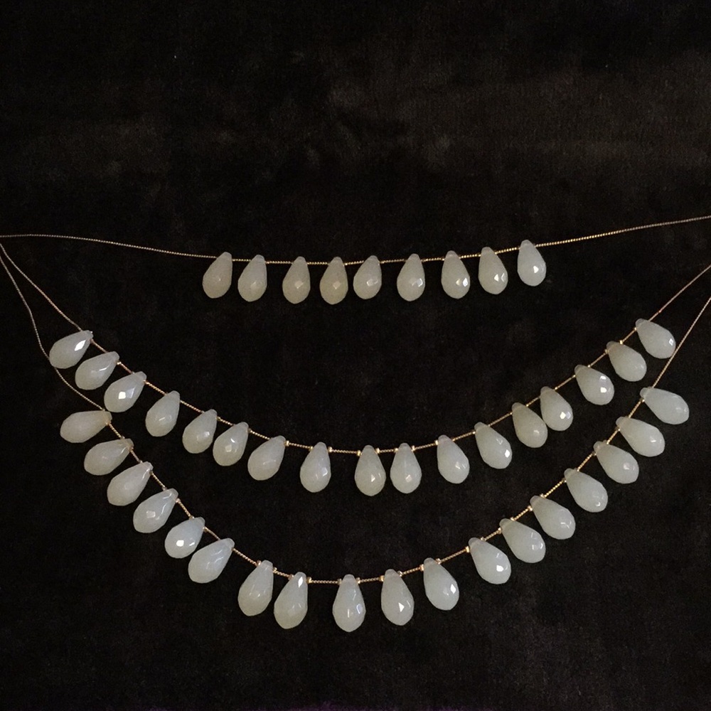 Statement necklace - greenish beads